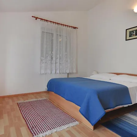 Amazing In With Kitchen Apartment
